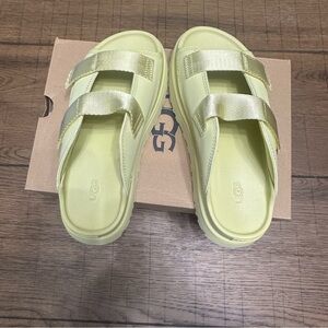 UGG Goldenglow Slide YOUTH 5 or Women’s 6.5/7 NIB